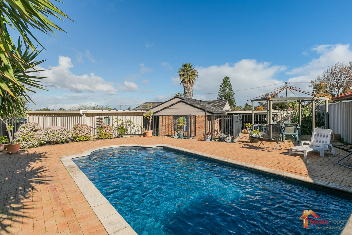 4 Hazlett Close, SOUTH LAKE, WA 6164 AUS