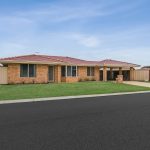 2 Manila Place, WARNBRO, WA 6169 AUS