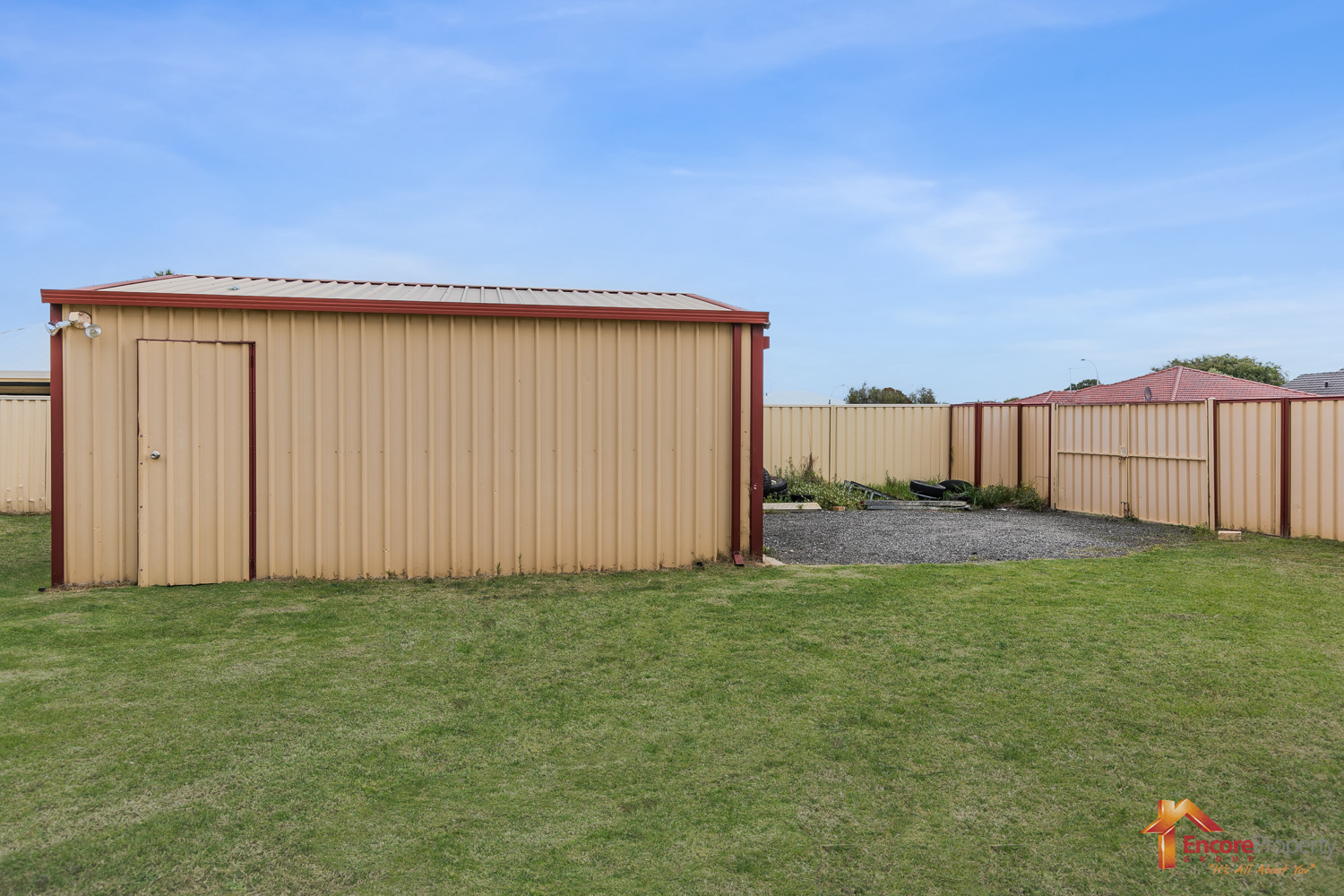 2 Manila Place, WARNBRO, WA 6169 AUS