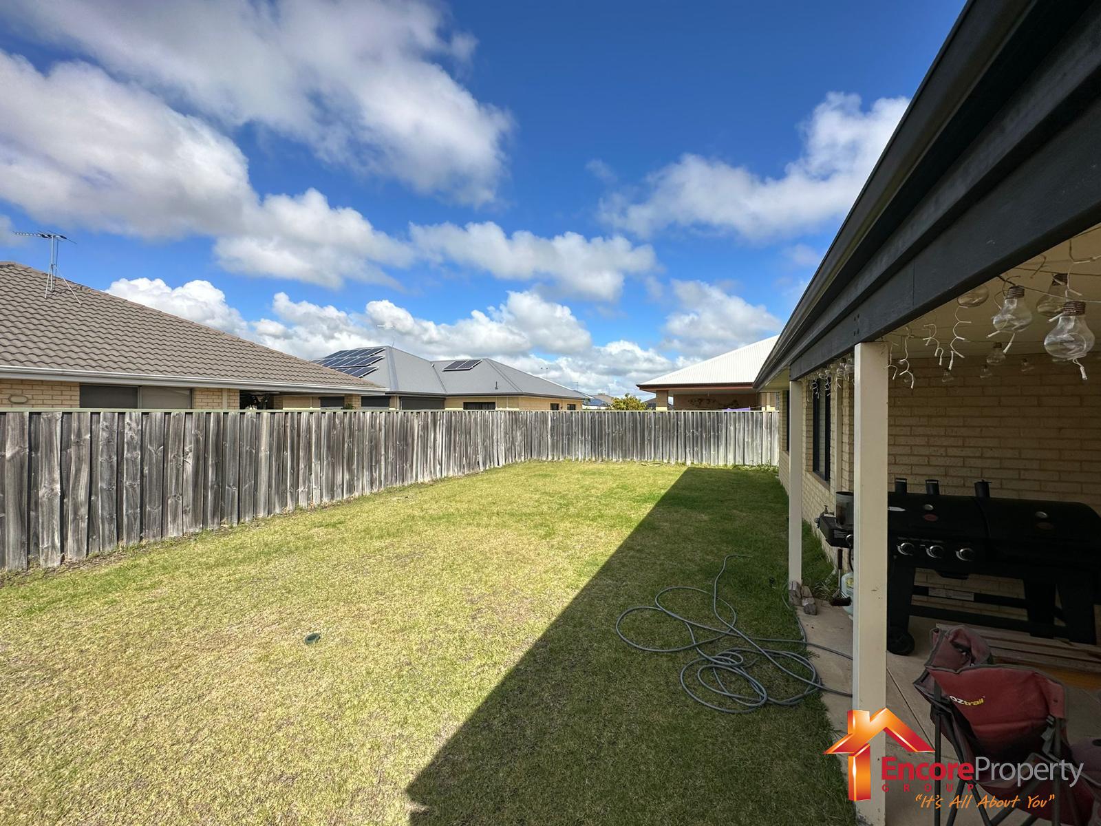 17 Ivory Way, WELLARD, WA 6170 AUS