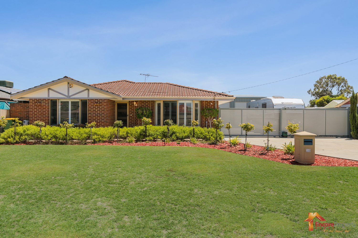 19 Solquest Way, COOLOONGUP, WA 6168 AUS