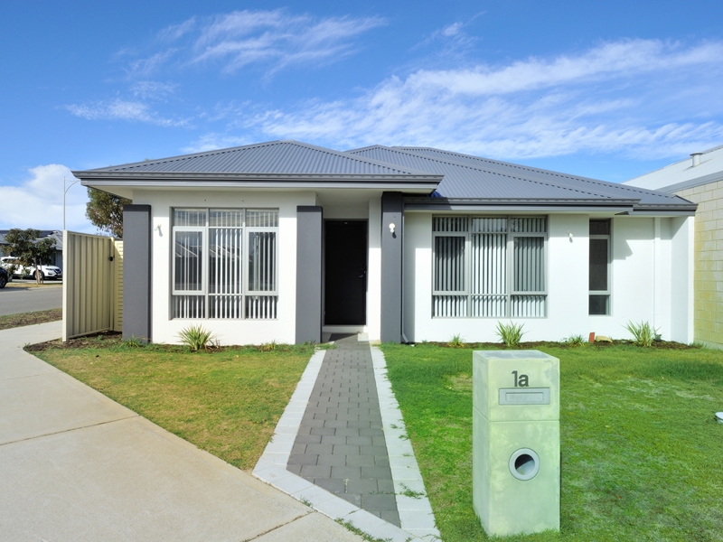 1A Winderie Road, GOLDEN BAY, WA 6174 AUS