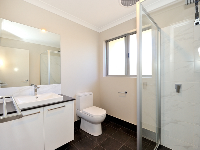 1A Winderie Road, GOLDEN BAY, WA 6174 AUS