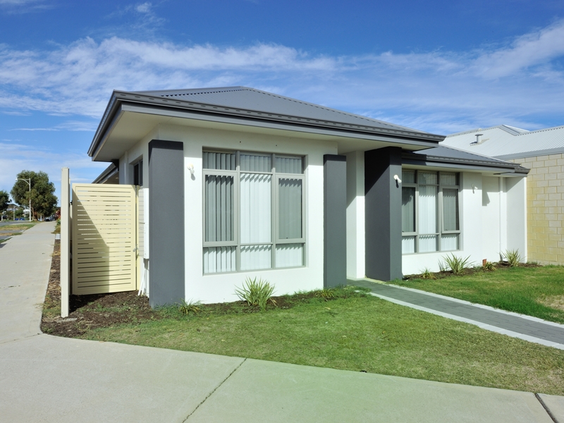 1A Winderie Road, GOLDEN BAY, WA 6174 AUS