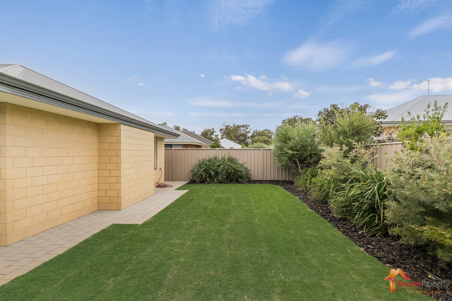 7 Rochdale Circle, MEADOW SPRINGS, WA 6210 AUS