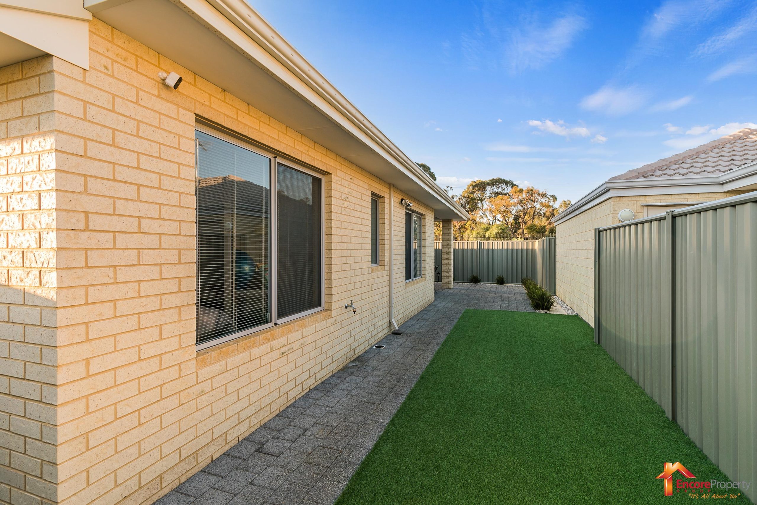 28 Windell Street, PARMELIA, WA 6167 AUS