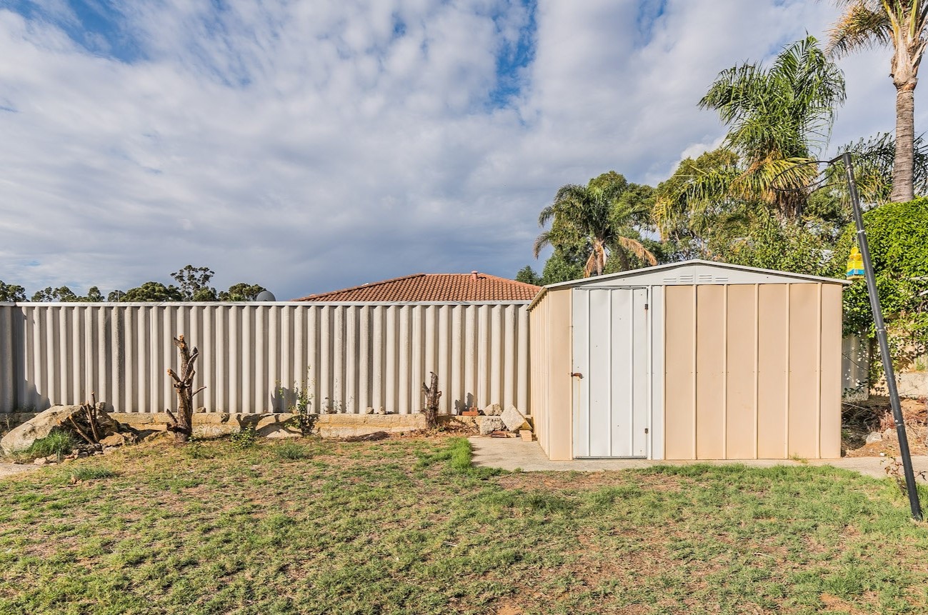 136 Dalrymple Drive, LEDA, WA 6170 AUS