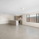 10 Kirkbrae Pass, MEADOW SPRINGS, WA 6210 AUS