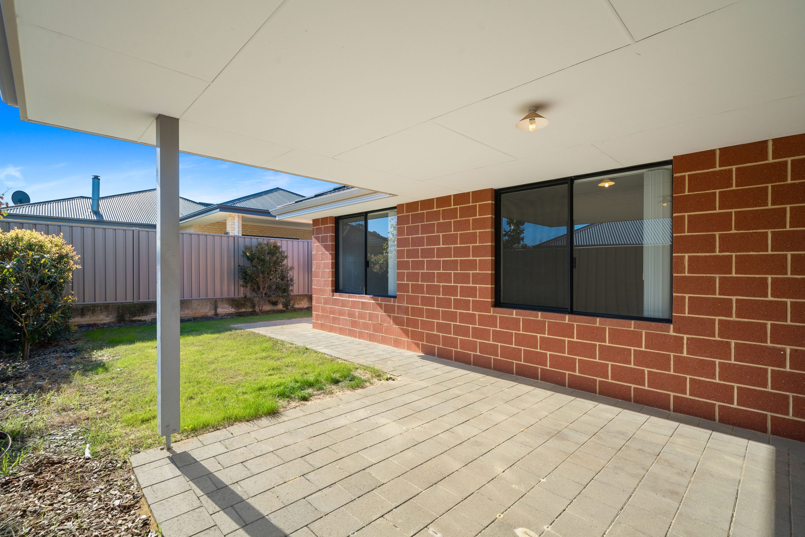 10 Kirkbrae Pass, MEADOW SPRINGS, WA 6210 AUS