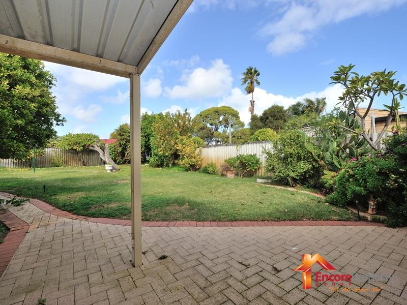 17 Quamby Place, ROCKINGHAM, WA 6168 AUS