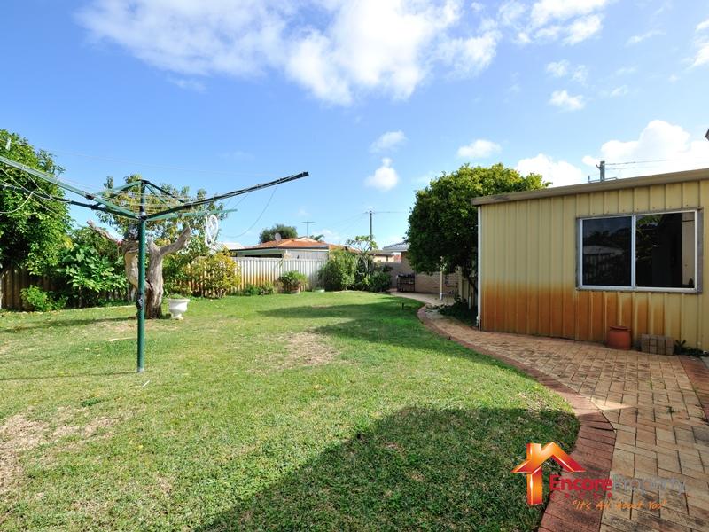 17 Quamby Place, ROCKINGHAM, WA 6168 AUS