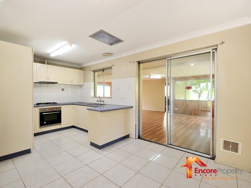 17 Quamby Place, ROCKINGHAM, WA 6168 AUS