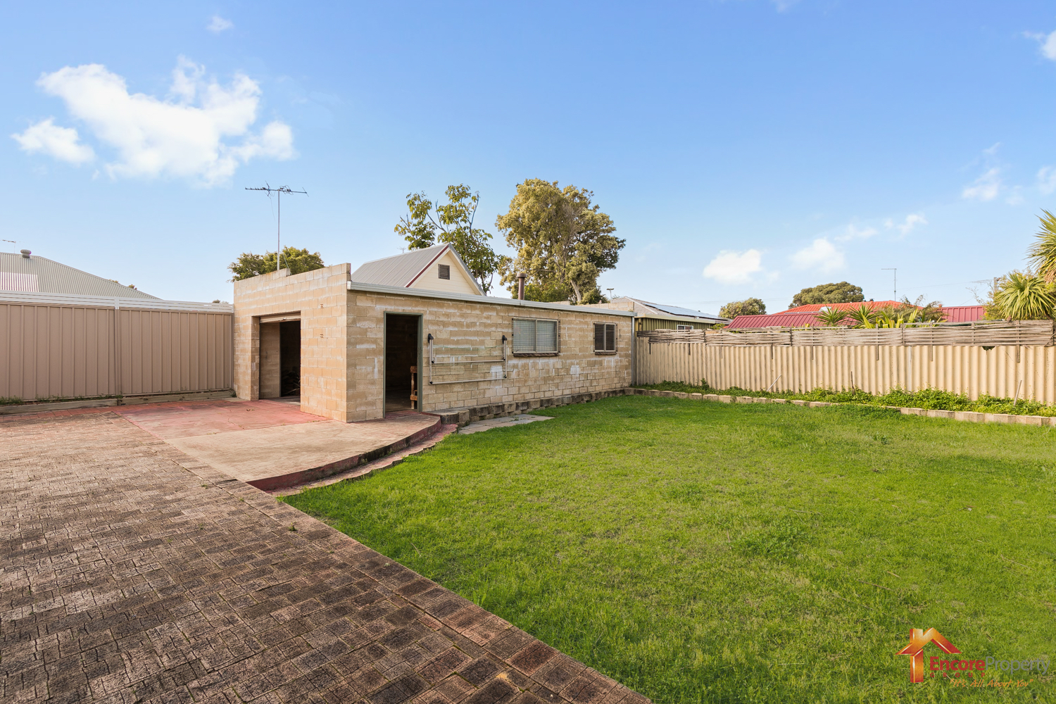 9 Summons Way, WARNBRO, WA 6169 AUS