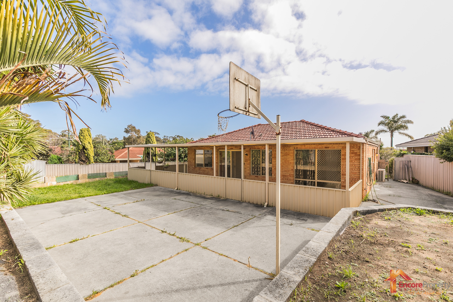 17 Garrett Corner, PARMELIA, WA 6167 AUS