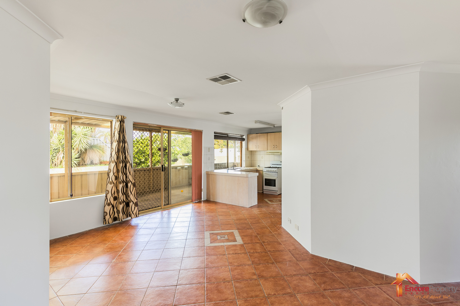 17 Garrett Corner, PARMELIA, WA 6167 AUS