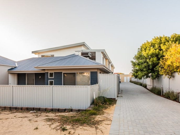 7/198 Kent Street, ROCKINGHAM, WA 6168 AUS