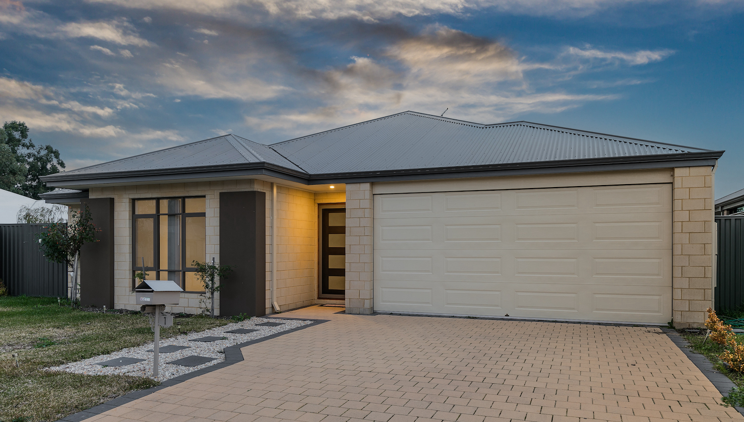 1 Jamison Grove, WELLARD, WA 6170 AUS