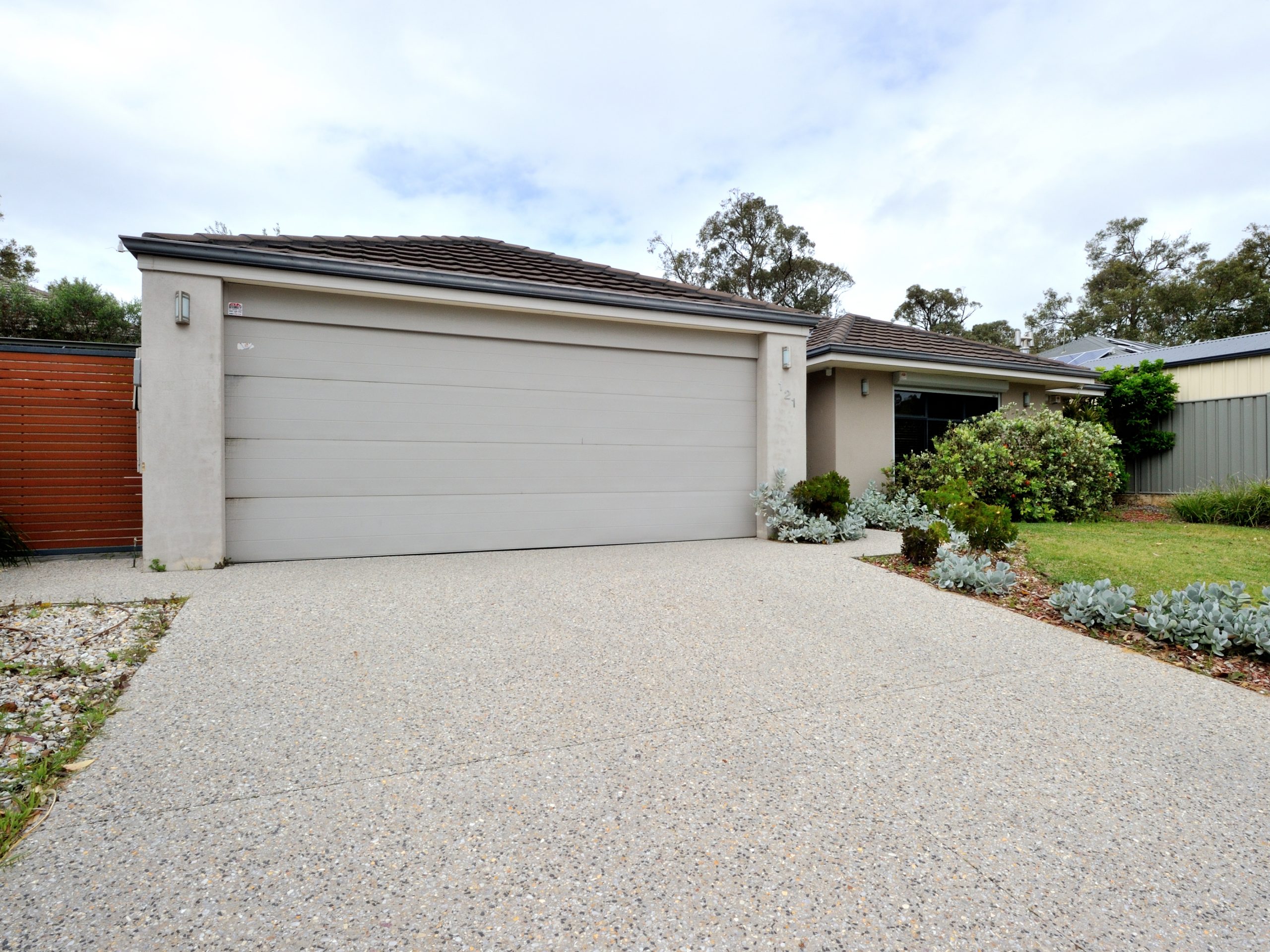 121 Runnymede Gate, WELLARD, WA 6170 AUS