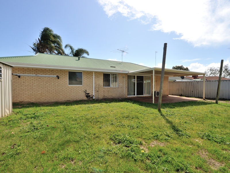 6 Templetonia Promenade, HALLS HEAD, WA 6210 AUS