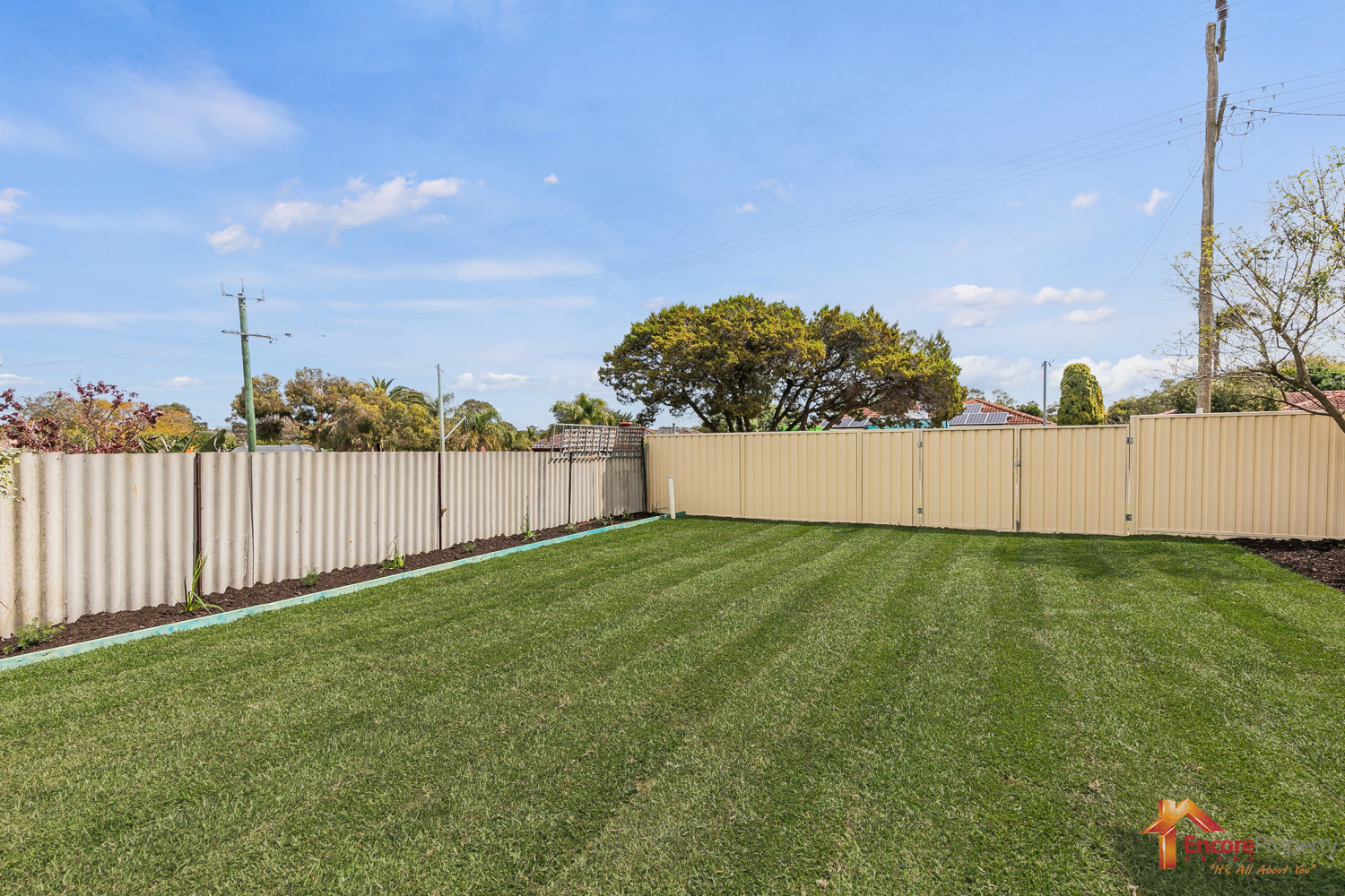 6 Dawson Way, PARMELIA, WA 6167 AUS