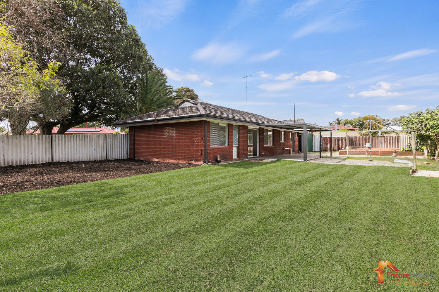 6 Dawson Way, PARMELIA, WA 6167 AUS