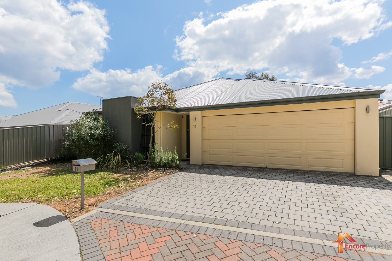 11 Kirkby Circuit, WELLARD, WA 6170 AUS