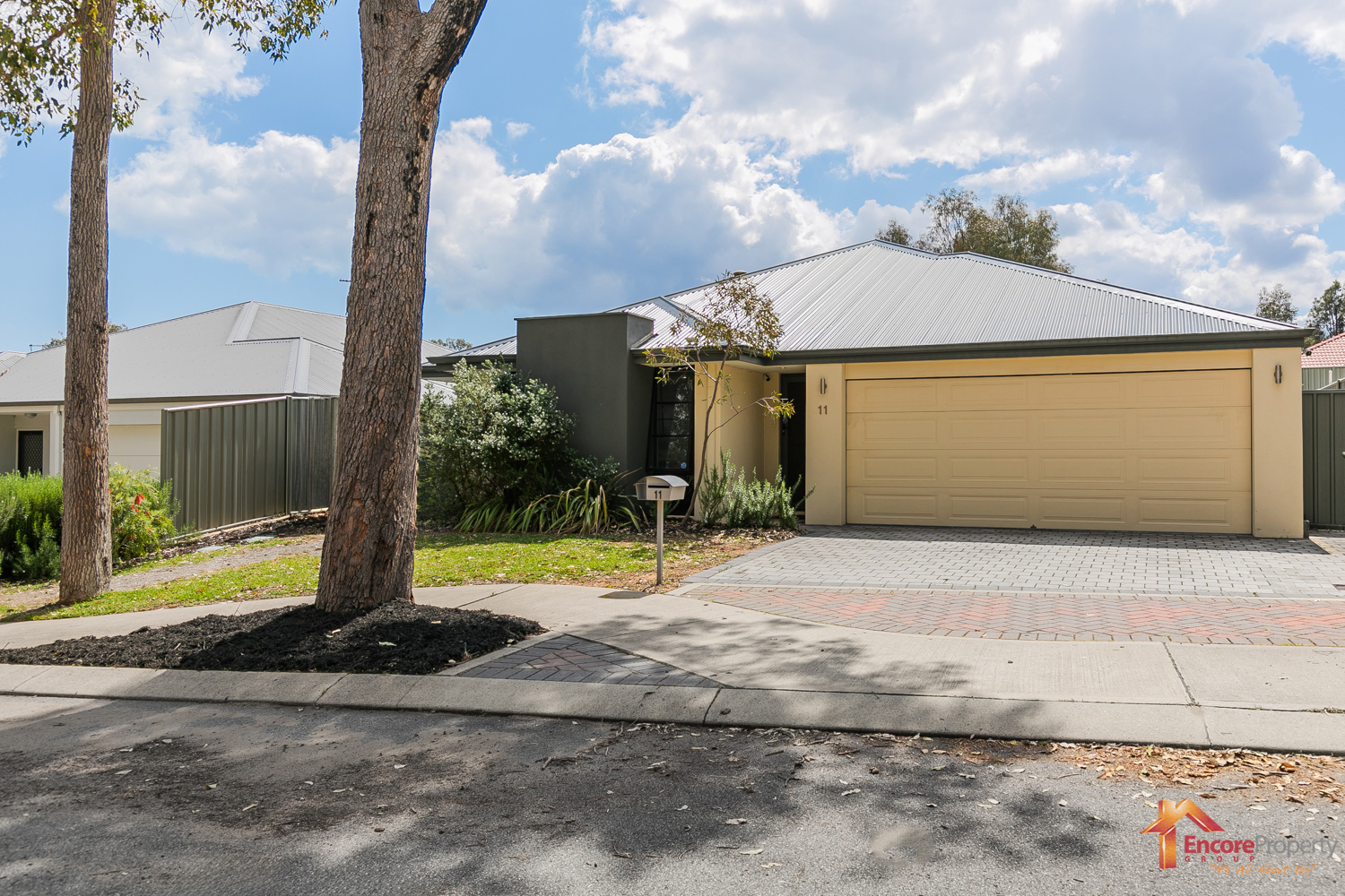 11 Kirkby Circuit, WELLARD, WA 6170 AUS