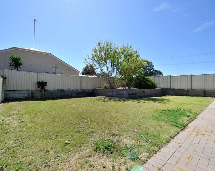 53 Warner Road, PARMELIA, WA 6167 AUS