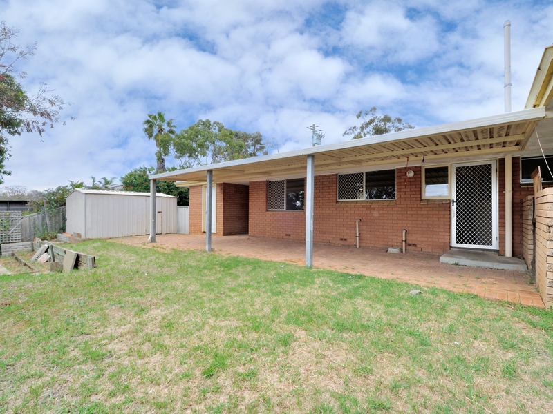 6 Tanson Road, PARMELIA, WA 6167 AUS