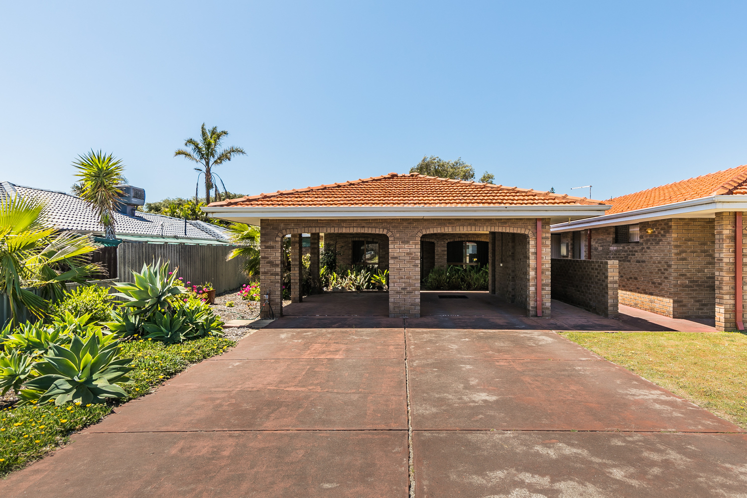 5B Waikiki Road, SAFETY BAY, WA 6169 AUS