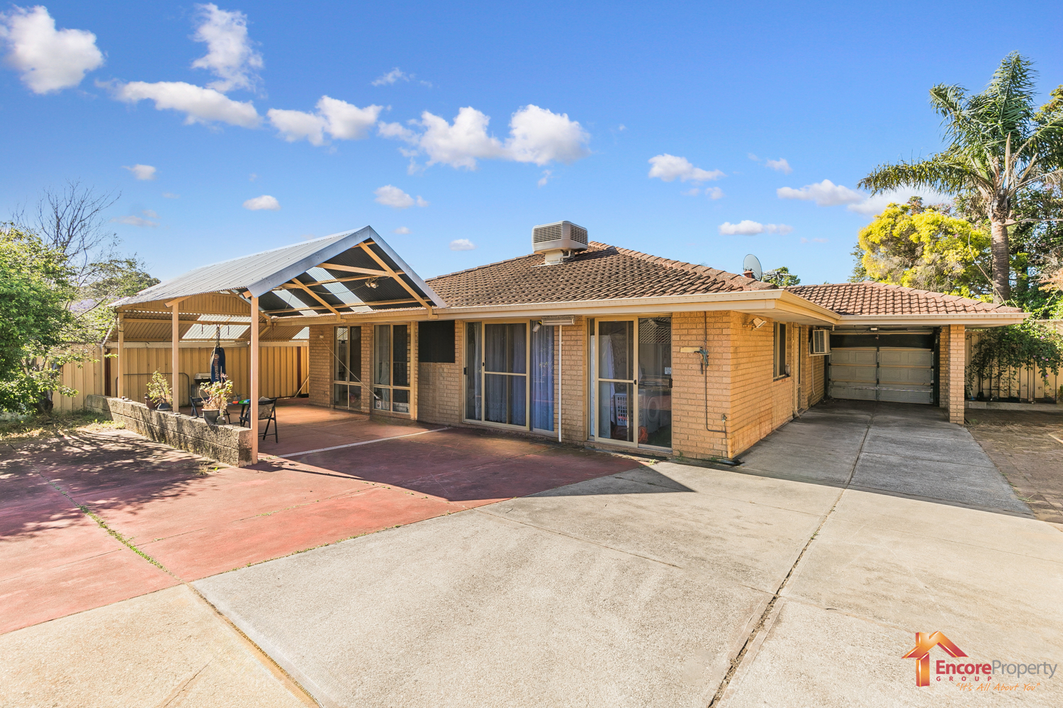 4 Camfield Loop, PARMELIA, WA 6167 AUS