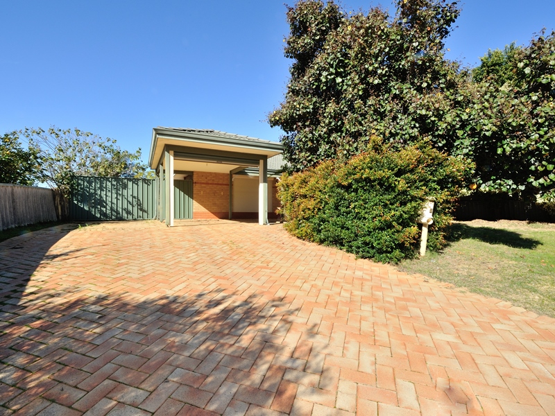 28 Bilya Gardens, LEDA, WA 6170 AUS