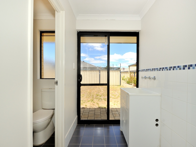 12 Leeuwin Chase, BERTRAM, WA 6167 AUS