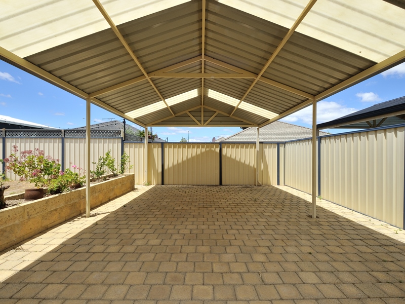 12 Leeuwin Chase, BERTRAM, WA 6167 AUS