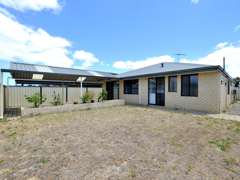 12 Leeuwin Chase, BERTRAM, WA 6167 AUS