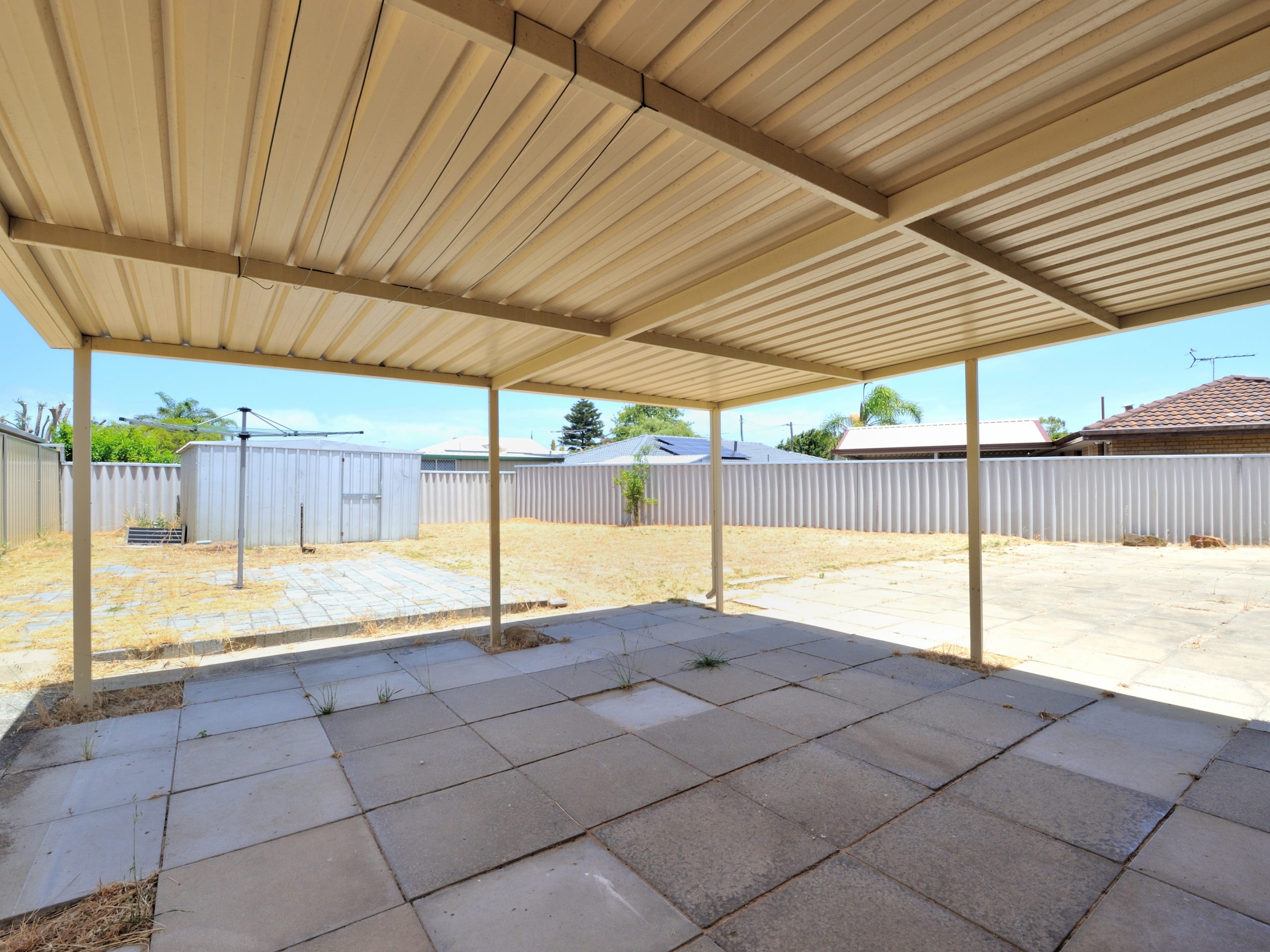 14 Fortescue Road, COOLOONGUP, WA 6168 AUS