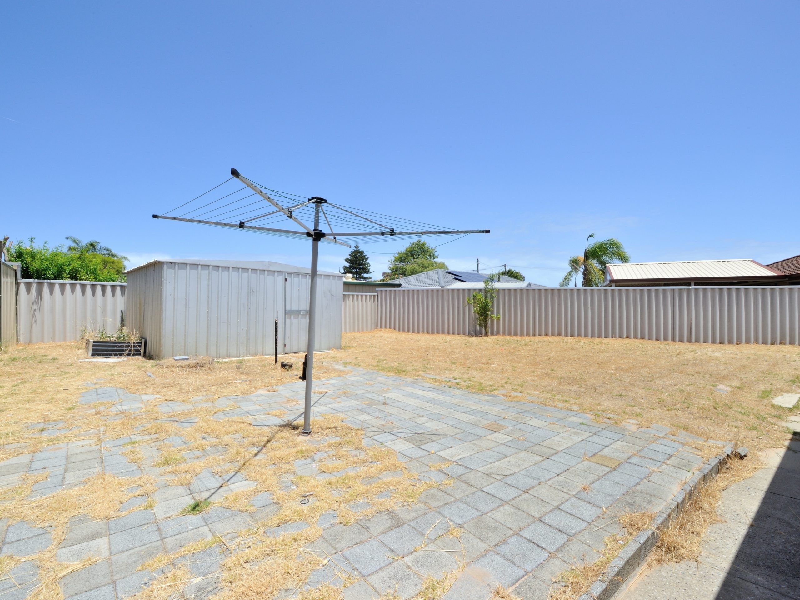 14 Fortescue Road, COOLOONGUP, WA 6168 AUS