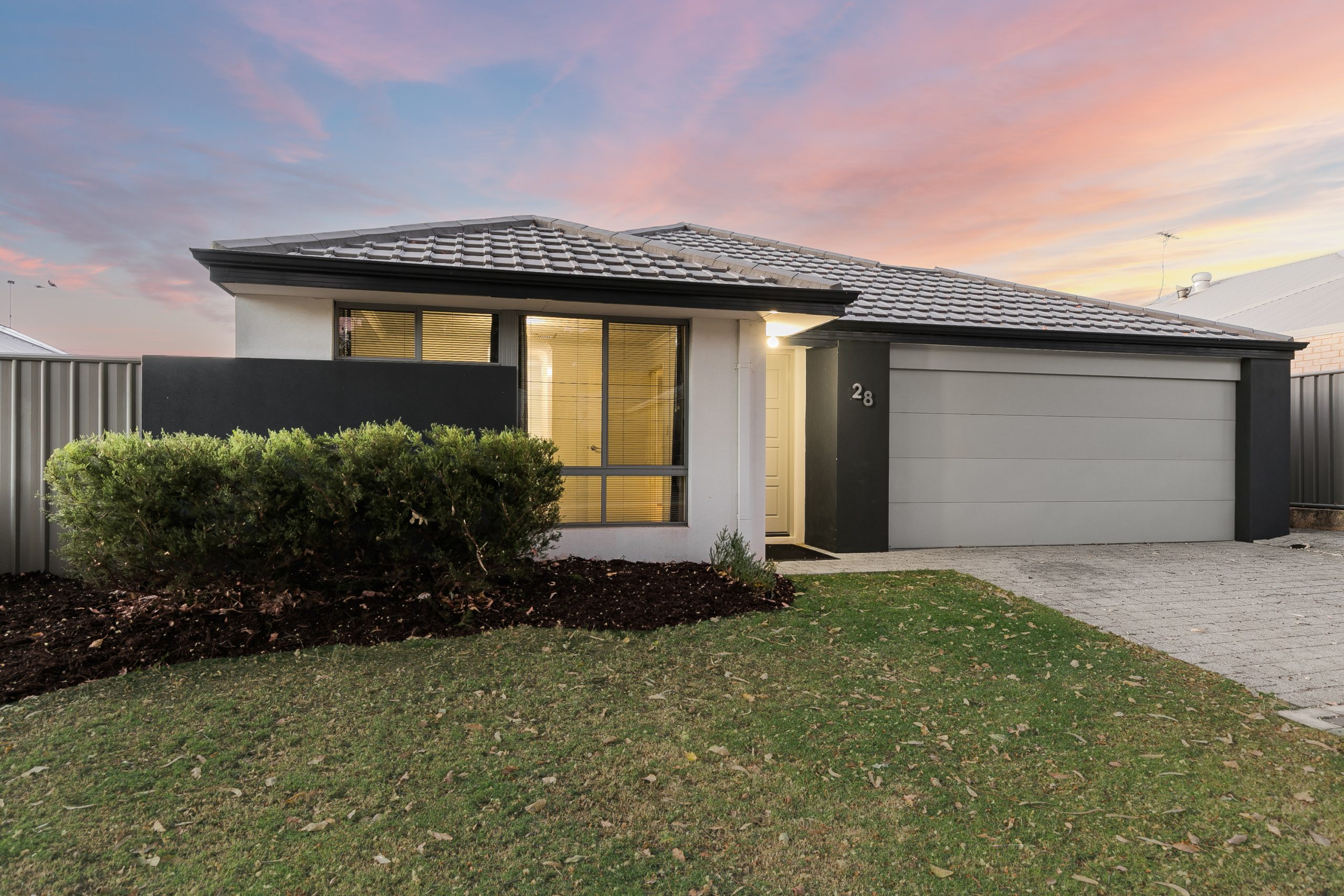 28 Corbridge Avenue, WELLARD, WA 6170 AUS