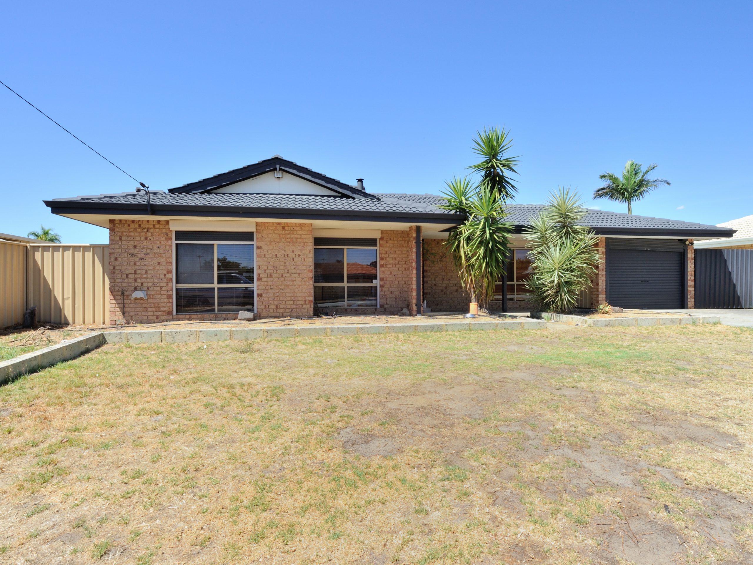 128 Alcock Street, MADDINGTON, WA 6109 AUS