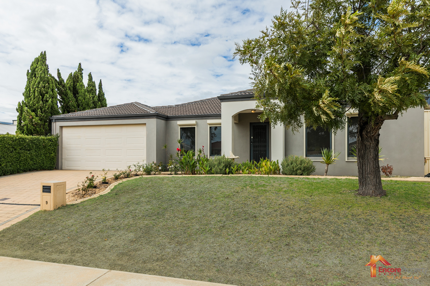 9 Dunster Way, ORELIA, WA 6167 AUS