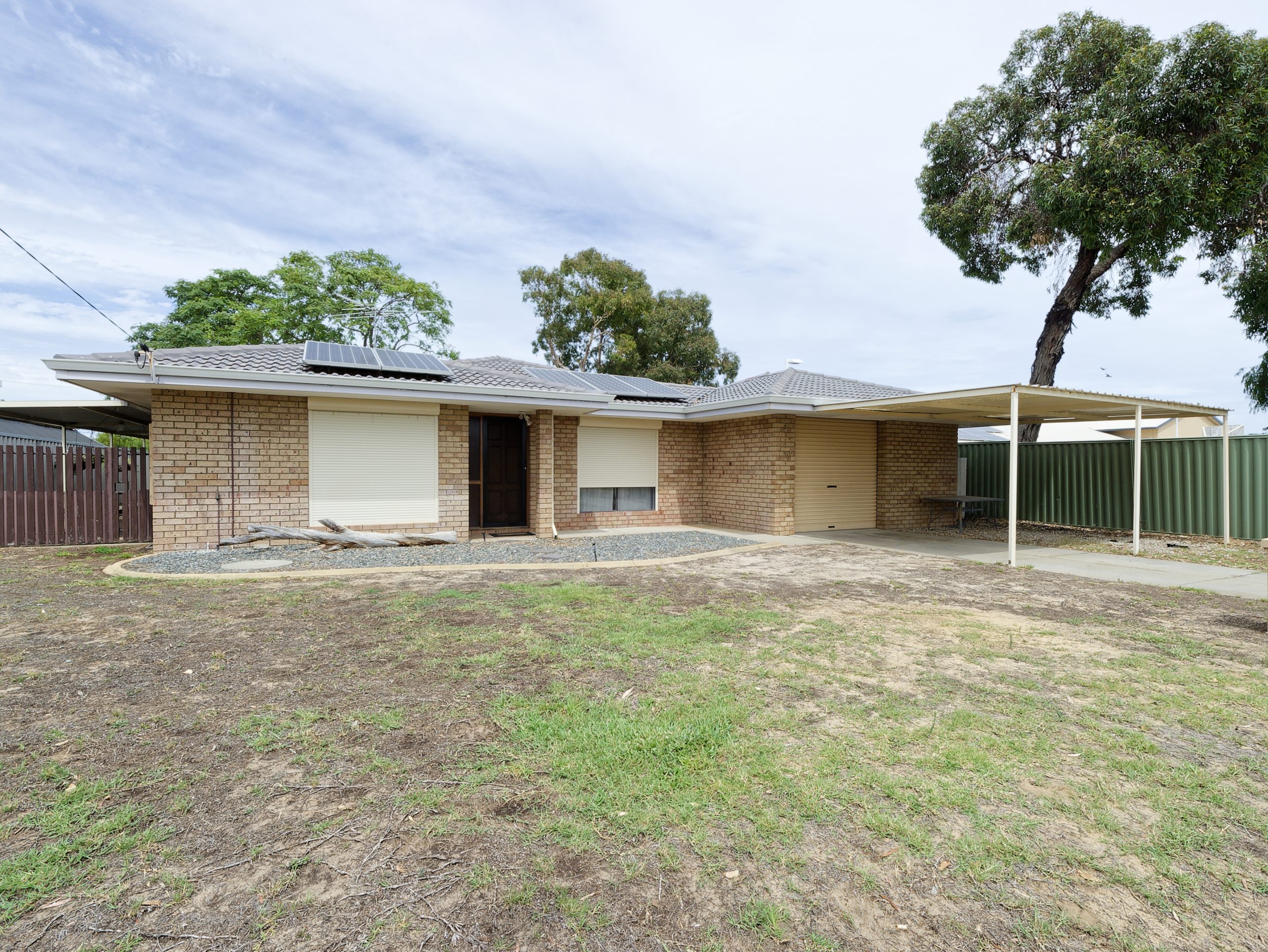 16 Campbell Way, ROCKINGHAM, WA 6168 AUS