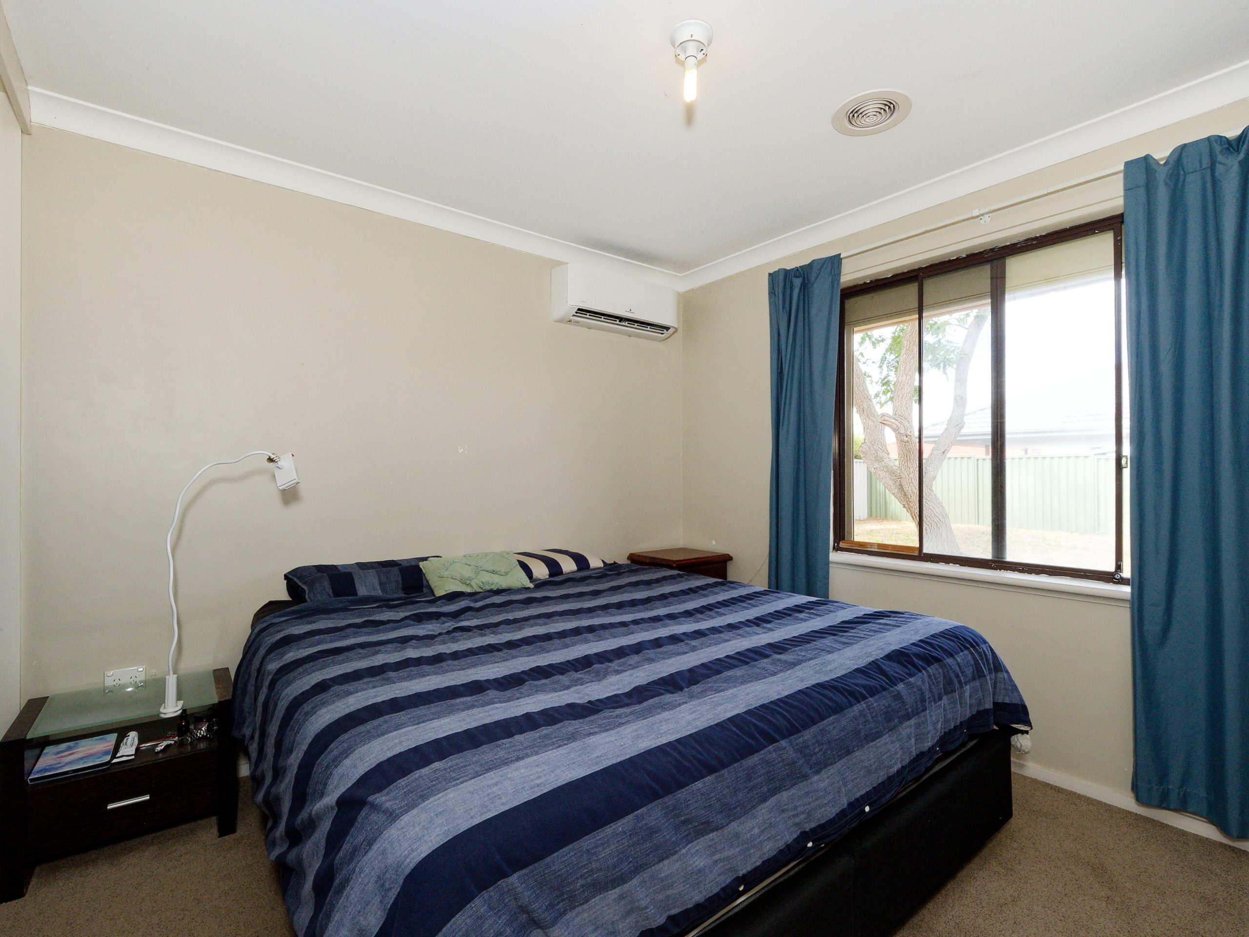 16 Campbell Way, ROCKINGHAM, WA 6168 AUS