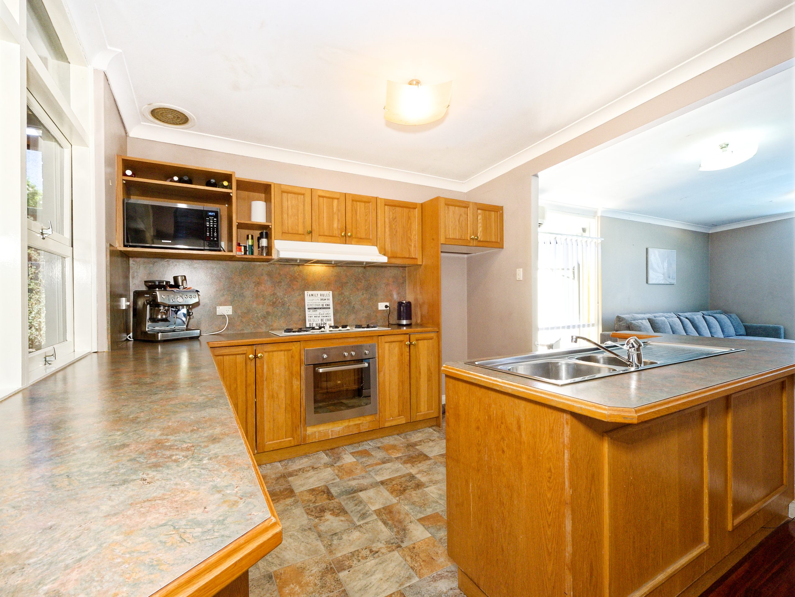 1 Chester Court, ORELIA, WA 6167 AUS